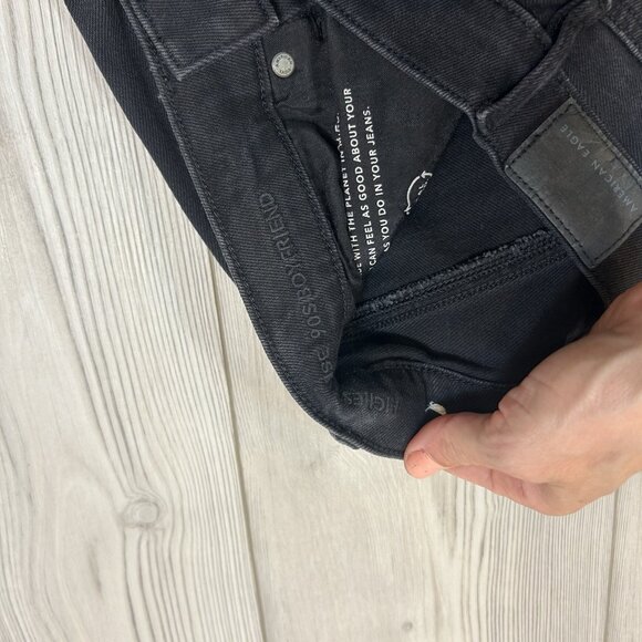 American Eagle Highest Rise 90's Boyfriend Black Wash Jeans Size 4 Distressed - Picture 5 of 10